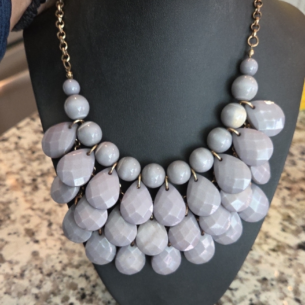 Source Unknown Gray Statement Necklace - Picture 2 of 6